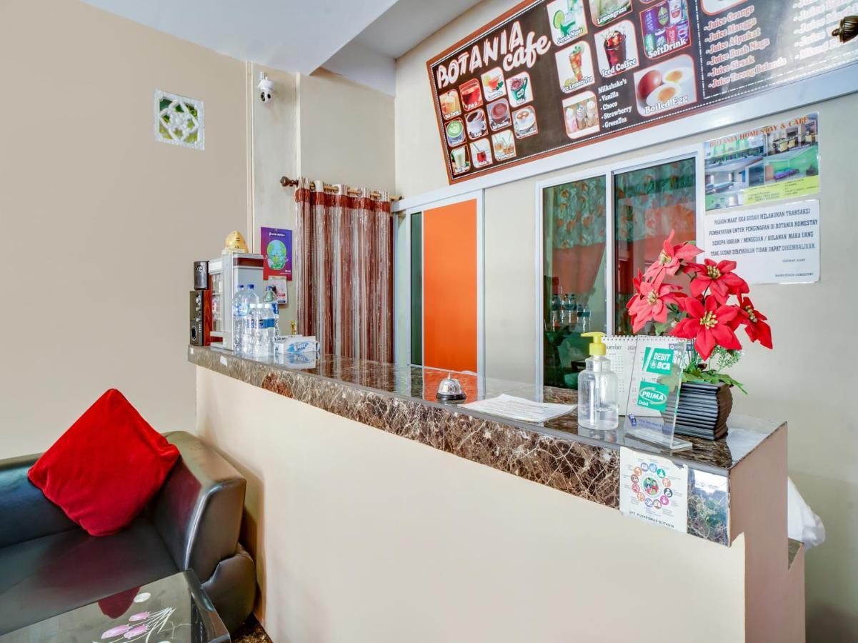 Oyo 90024 Botania Homestay & Cafe Nongsa Luaran gambar